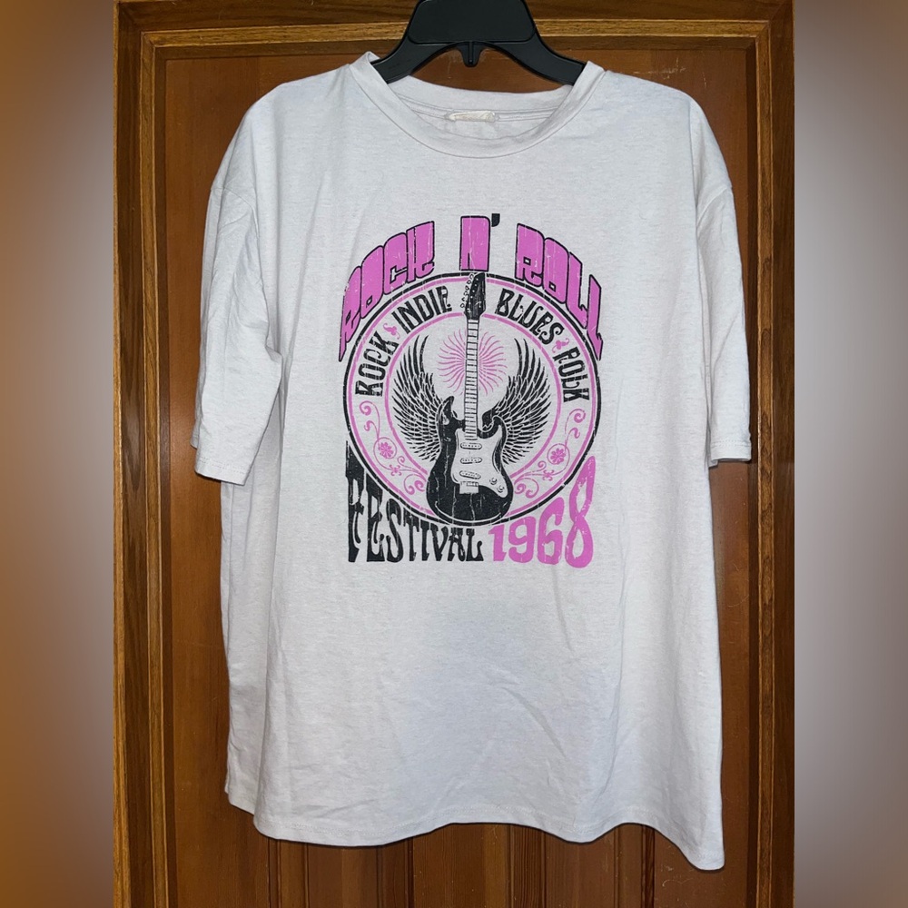 Somewhere west graphic tee
